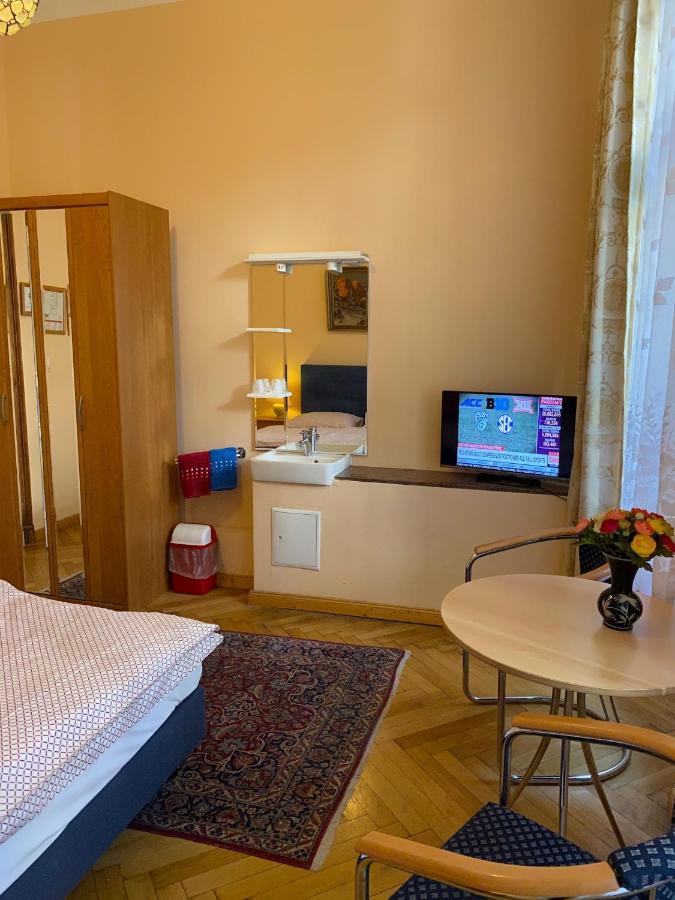 Hotel Gunia Berlin Exterior foto